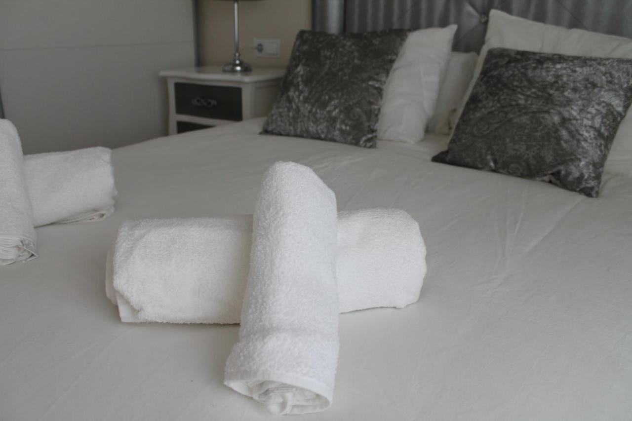 Apartamento Con Vistas A La Catedral A 15 Minutos Del Centro Malaga Zewnętrze zdjęcie